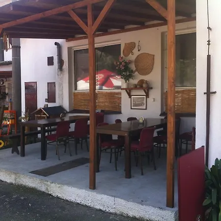 Belohlavek Hotell 3*